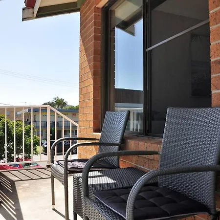 'Waters Edge' - Central Location & Renovated South West Rocks Exterior photo